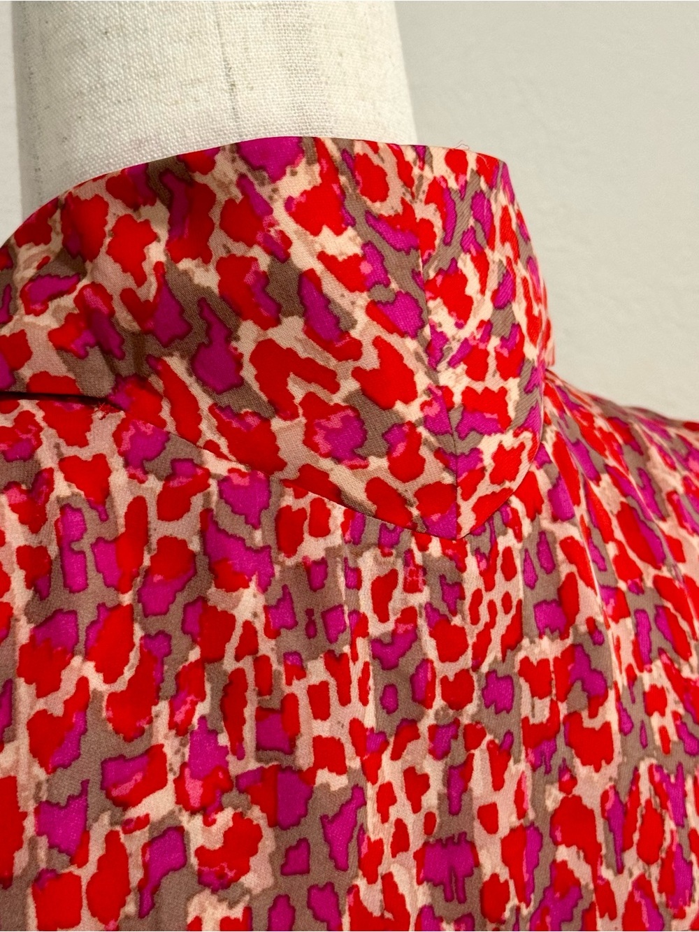 CAbi Sleeveless Collared Button-Front Hi/Lo Blouse in Red and Pink Print - Picture 6 of 10